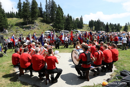 29-Spominska slovesnost na Menini planini (15)